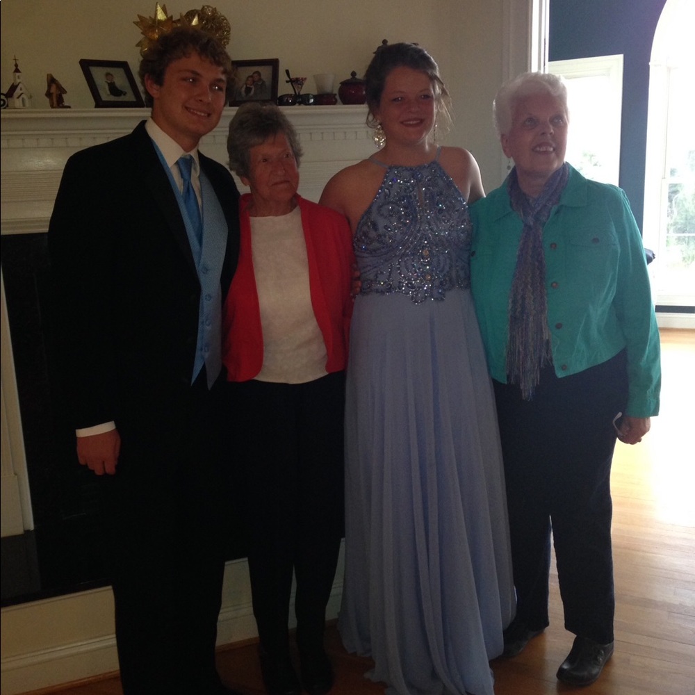 Prom Dress - Picture 2 of 4